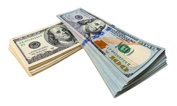 Pilha de notas de cem dólares isolada em fundo branco — Fotografia de Stock