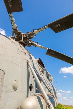 Samara, Rusya - ö. 25 Nisan 2014: Ağır nakliye helico türbin