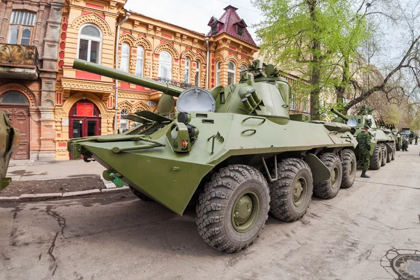 SAMARA, RUSSIA - MAY 6, 2014: 2S23 Nona-SVK 120mm self-propelled — Stock Photo, Image