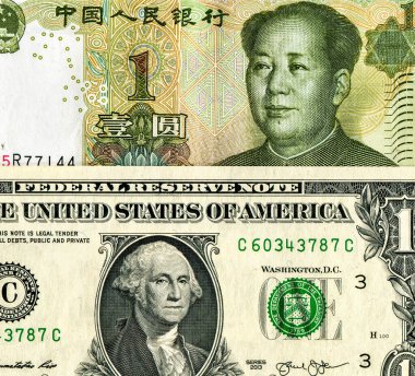 Çin 1 yuan banknot ve bir Amerikan doları. Ticaret savaşı ve ekonomik vergi bariyerini kabul et