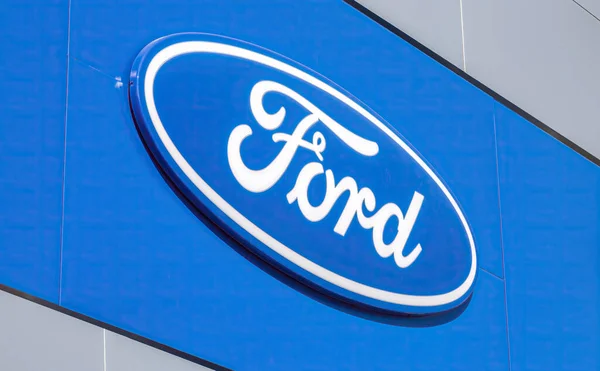 Samara Russia April 2019 Dealership Sign Ford Office Official Dealer — Stock Photo, Image