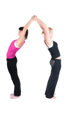 egzersizleri yapıyor iki fitness eğitmenleri