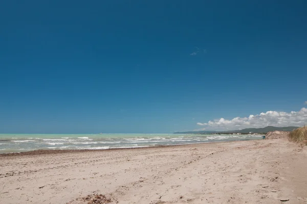 Spiaggia in bassa stagione, Italia — Foto Stock