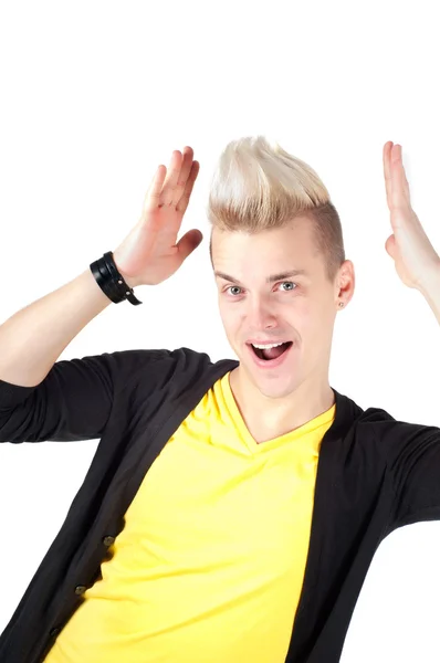 Hombre guapo con corte de pelo elegante y las manos levantadas — Foto de Stock