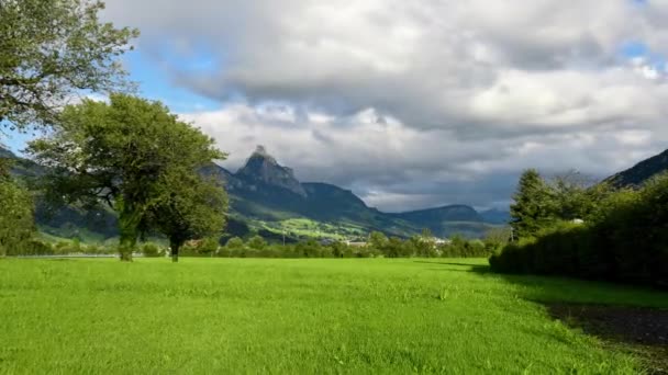 Time Lapse Vackra Berg Landskap Med Rörliga Moln Schweiz Alperna — Stockvideo