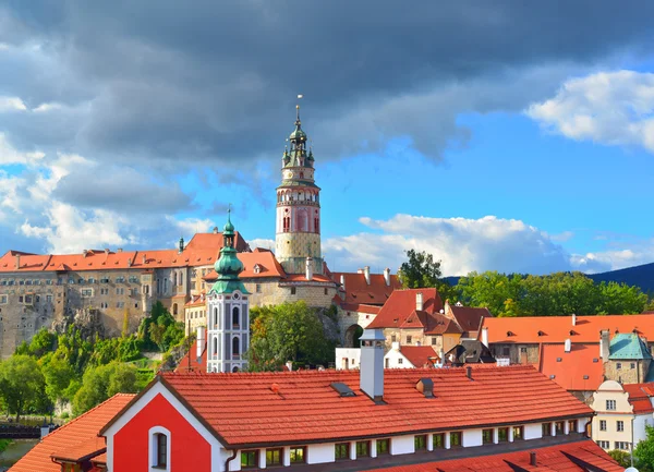 Gotycka wieża zamku i hradek w cesky krumlov — Zdjęcie stockowe