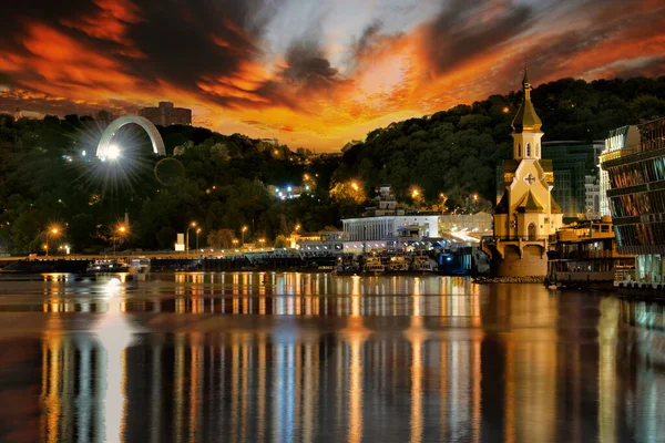 Scenic View Dnieper River Saint Nicholas Church Water Old Embankment — Stock Photo, Image