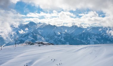 Ski resort zell am bakın. Avusturya