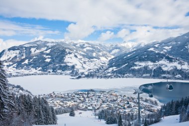 Ski resort zell am bakın. Avusturya