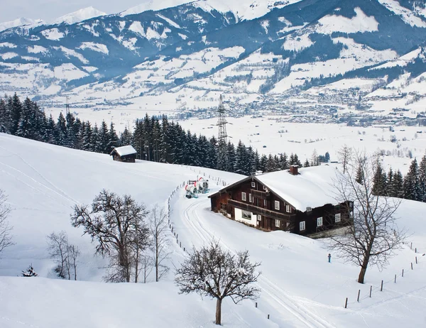 Winterlandschaft. Skigebiet Kaprun - Maiskogel. Österreich — Stockfoto