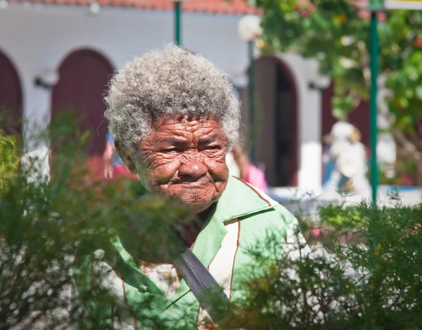 Yaşlı bir Afrikalı-Amerikalı kadın. Küba — Stok fotoğraf