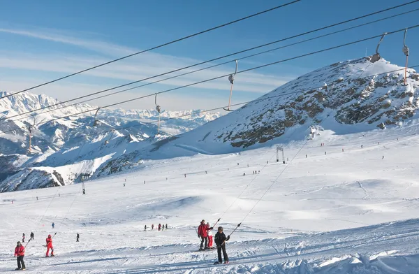 Skigebied van kaprun, kitzsteinhorn gletsjer. Oostenrijk — Stockfoto