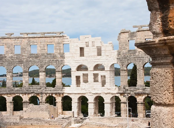 Roman amphitheater in Pula, Croatia — Stock Photo, Image