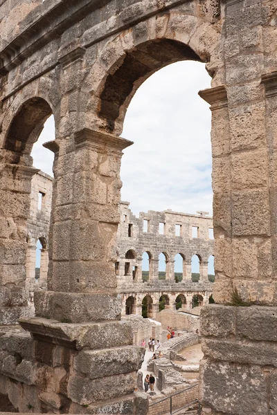 Roman amphitheater in Pula, Croatia — Stock Photo, Image