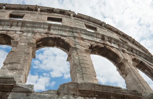 Roman amphitheater in Pula, Croatia — Stock Photo, Image