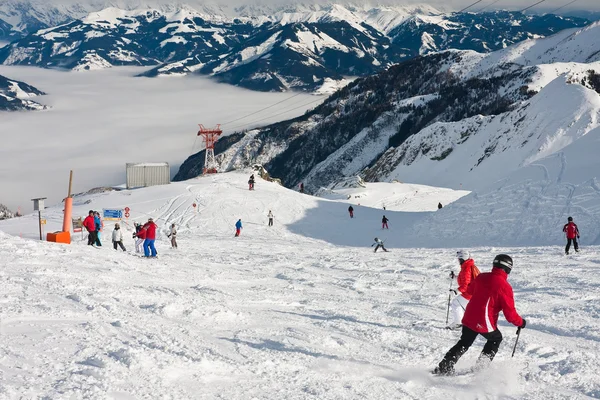 キッツシュタイン ホルン氷河カプルーンのスキー リゾート。オーストリア — ストック写真