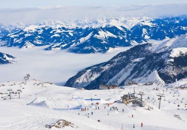 Kaprun kitzsteinhorn buzul Kayak Merkezi. Avusturya