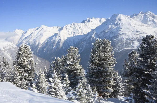 卡普伦，kitzsteinhorn 冰川的滑雪胜地。奥地利 — 图库照片