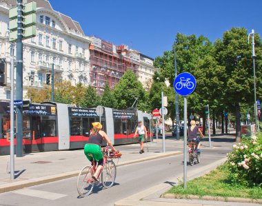 Bike path in the city of Vienna, Austria