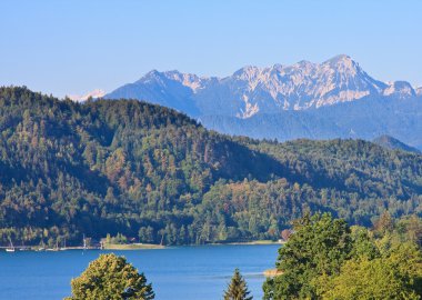 Göl worthersee. Avusturya
