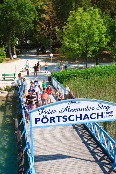 Antes de embarcar no navio. Berth resort Portschach am Worthersee . — Fotografia de Stock