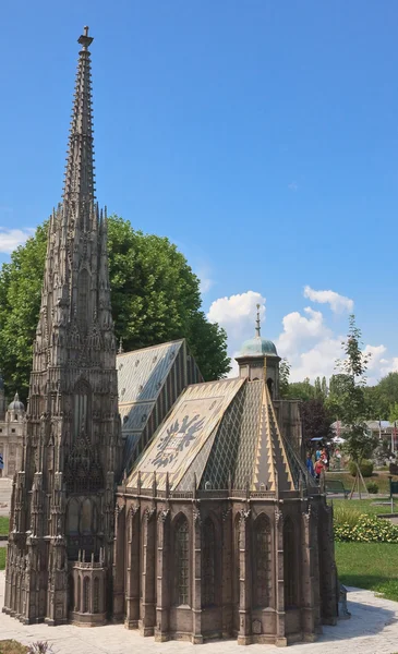 Catedral de Santo Estêvão, Viena. Klagenfurt. Parque em miniatura "Min — Fotografia de Stock