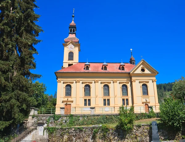 Iglesia católica parroquial en Portschach am Worthersee Austria —  Fotos de Stock