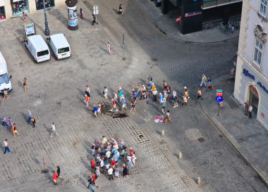 Aziz Stephan Katedrali önünde kare görünümü. Viyana. 