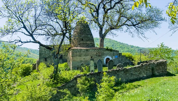 联邦文化遗产所在地 清真寺 十一至十二世纪 Kala Koreish村 达吉斯坦 — 图库照片