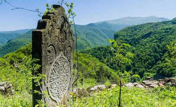 联邦文化遗产所在地 清真寺 十一至十二世纪 Kala Koreish村 Dagestan Kubachi的墓地 — 图库照片