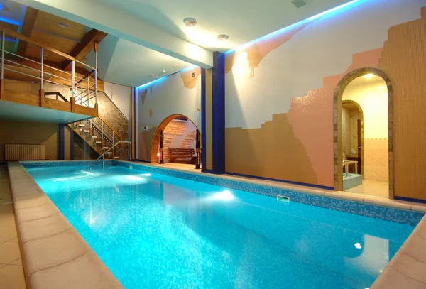 güzel bir Yüzme Havuzu