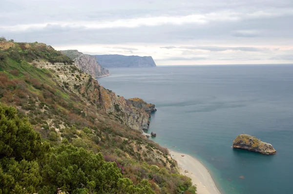 Paisaje marino con rocas —  Fotos de Stock