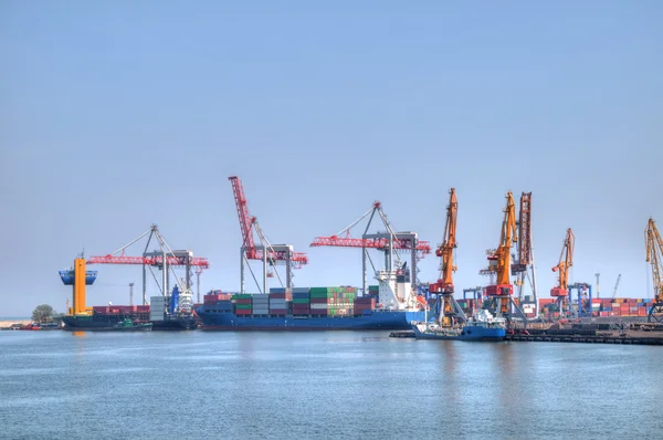 Containerschip in haven — Stockfoto