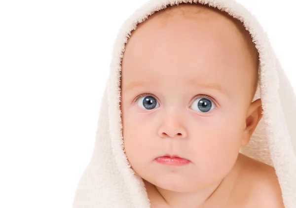 Beyaz zemin üzerinde bebek portresi — Stok fotoğraf