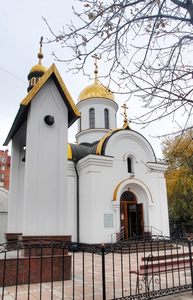 Schöne orthodoxe Kirche — Stockfoto