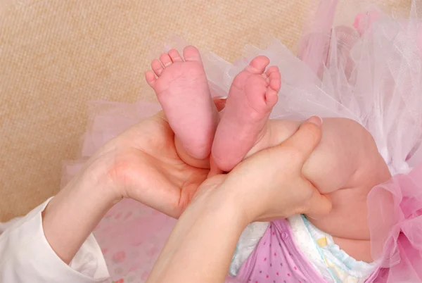 Dolci piedi del bambino — Foto Stock