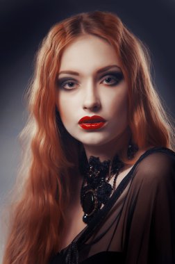 moda giysileri kızı