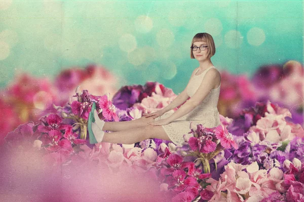 Kunst vintage collage met mooie vrouw — Stockfoto