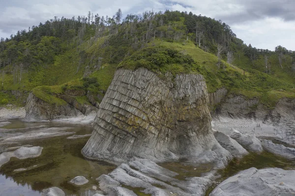 Kap Stolbchaty Vulkangesteinsformation Auf Der Insel Kunaschir Russland Stockbild