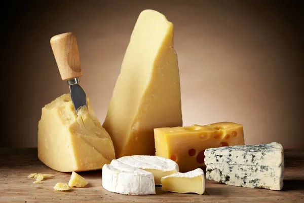 Verschillende soorten kaas Rechtenvrije Stockfoto's