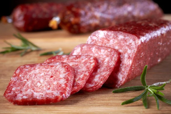 Salsichas de salame — Fotografia de Stock