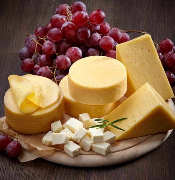 Various types of cheese — Stock Photo, Image