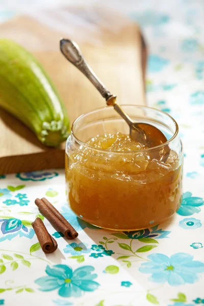 Apple och zuchini marmelad — Stockfoto