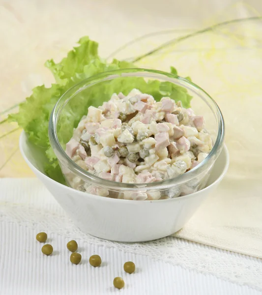 Ciotola di insalata fresca — Foto Stock