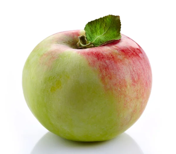 Frischer Apfel — Stockfoto