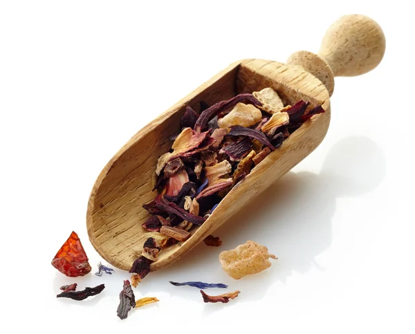Wooden scoop with fruit tea — Stock Photo, Image