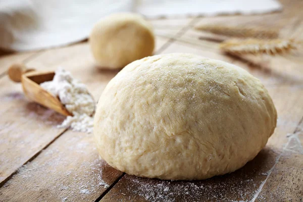Fresh dough — Stock Photo, Image