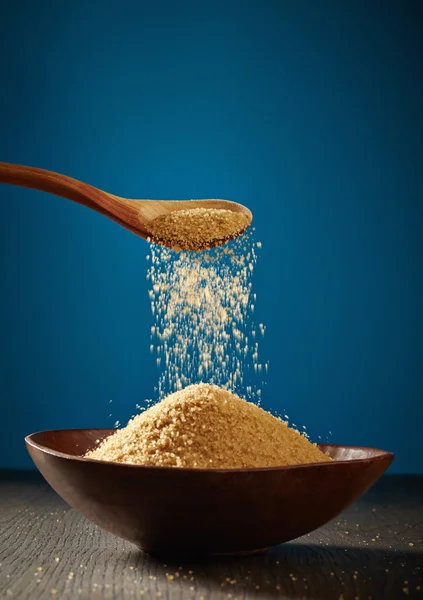 Bowl of brown sugar — Stock Photo, Image