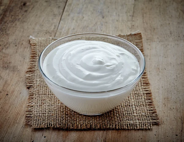 Bowl of sour cream — Stock Photo, Image