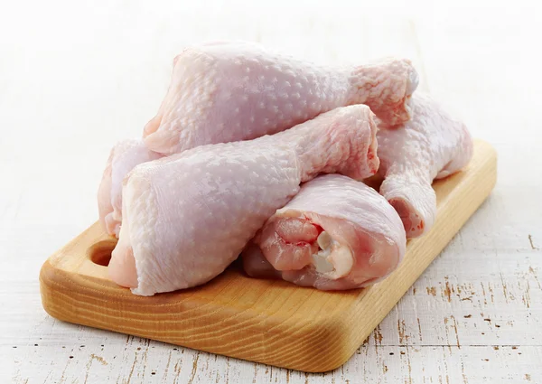 Gambe di pollo crude — Foto Stock